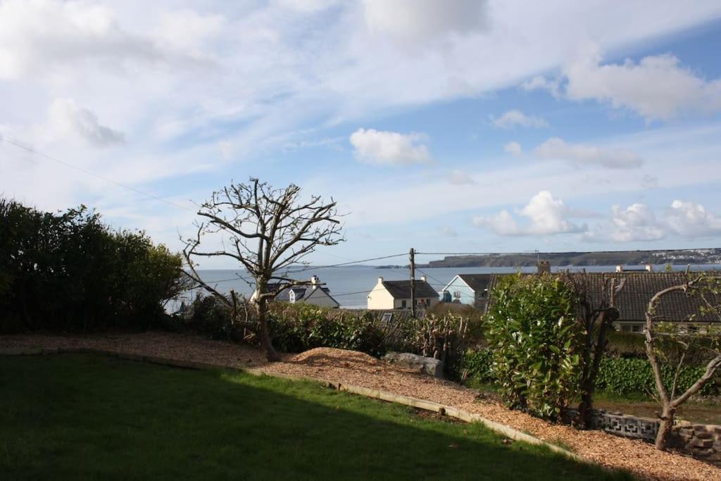 Amroth Holiday Home With Sea Views Exterior photo