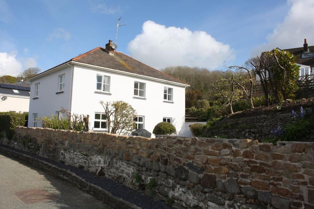 Amroth Holiday Home With Sea Views Exterior photo